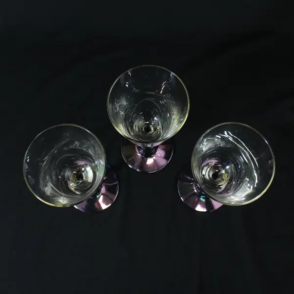 Set of 3 Cristalleria Fumo Wine Glasses Iridescent Blue Stems Red & Gold Bands