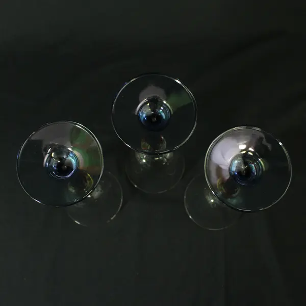 Set of 3 Cristalleria Fumo Wine Glasses Iridescent Blue Stems Red & Gold Bands