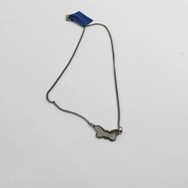 Y2K Silver Tone Chain w/Abalone Shell Butterfly Pendant Necklace 17.4" Long