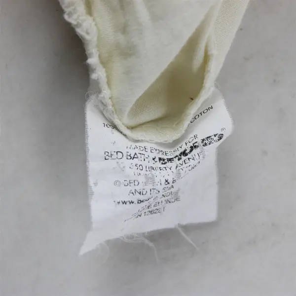 Bed Bath & Beyond Solid White Color Standard Pillowcase 100% Cotton 20" x 27.5"