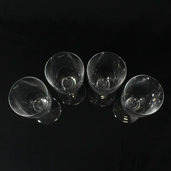 Set of 4 Stuart Sonata Stem Wine Glasses 7.5" Twisted Stems