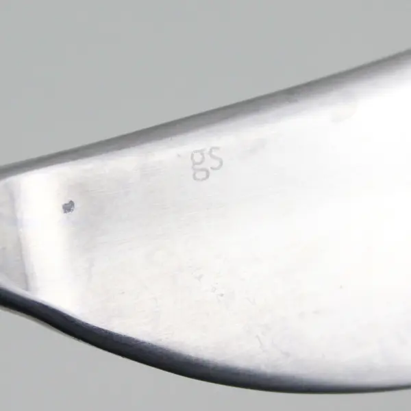 Lot of 2 Gourmet Settings GON17 Pattern 18/10 Stainless Butter Spreaders 7" Good