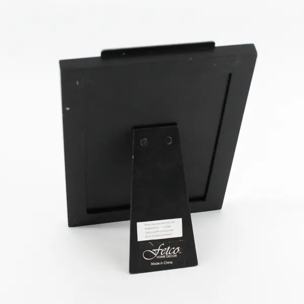 Fetco Wood Black Photo Frame (4 "x 6") with "Friends" wording at top, 2009