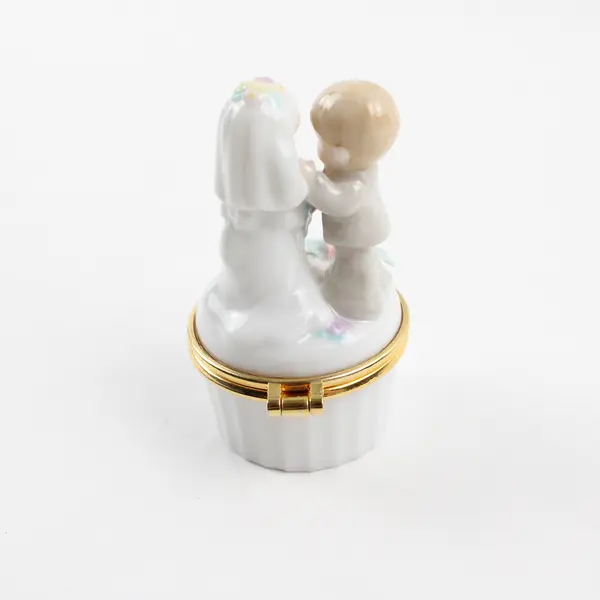 VTG Precious Moments Mini Bride & Groom 2000 Wedding Trinket Box