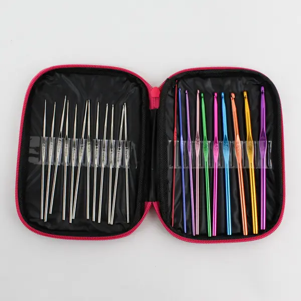 Complete Crochet Starter Kit With Hooks accessories And Rose Vinyl Storage Case