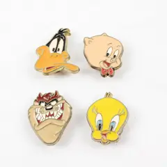 Vintage Warner Bros Button Cover Set Tasmanian Tweety Daffy Porky Pig