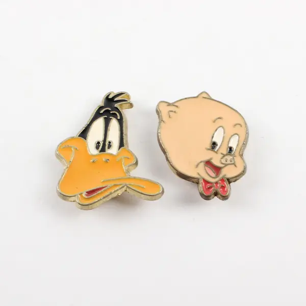 Vintage Warner Bros Button Cover Set Tasmanian Tweety Daffy Porky Pig