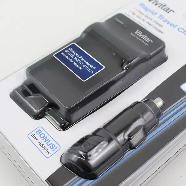 Vivitar Rapid Travel Charger QC-600, 100-240V, Worldwide + Euro Adapter, Sealed!