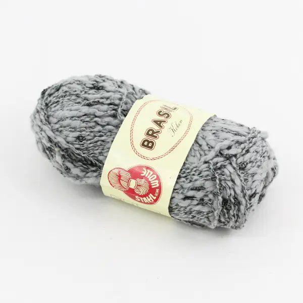 Skein of Vintage Brasil Kokon Yarn from Germany #29029 Grey, New 