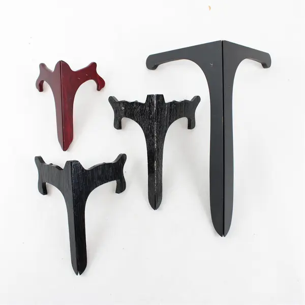 Lot of 4 Book Easels Display Stands, 3 Black 1 Red, Assorted Sizes