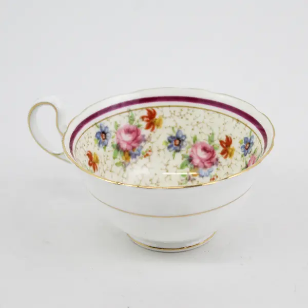 VTG Aynsley Bone China Tea Cup White with Flowers Inside Burgundy Band
