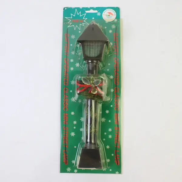 Lot of 2 Santa World Classic Mini Street Lamps Holiday Village Lights