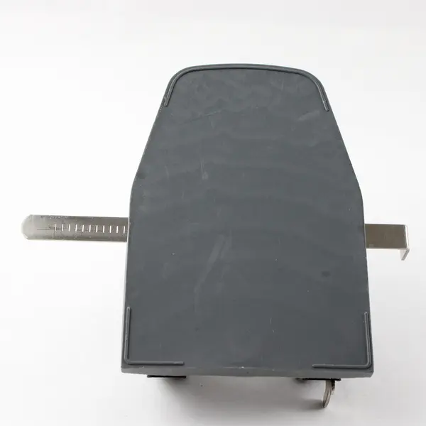 Vintage ACCO Model 50 Heavy Duty 2-Hole Punch Black 28-Sheet Capacity