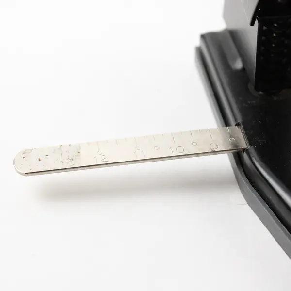 Vintage ACCO Model 50 Heavy Duty 2-Hole Punch Black 28-Sheet Capacity