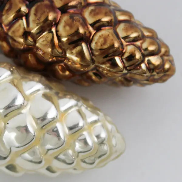 Lot of 7 Glass Pine Cones Ornaments 2.5” Bronze and White Iridescent 