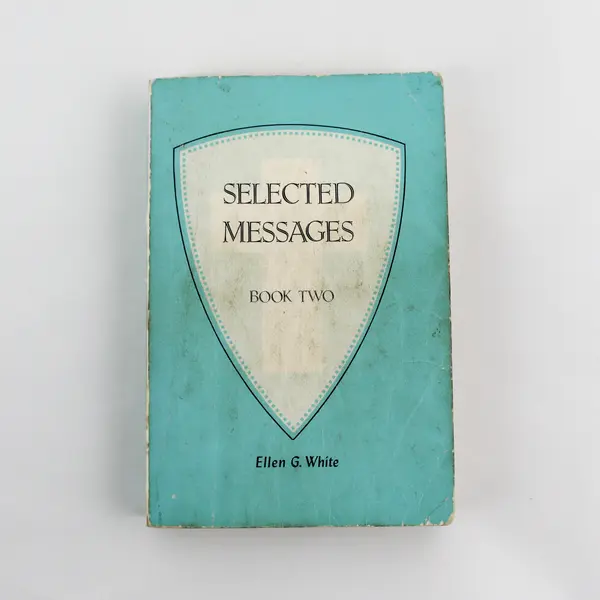 Vintage Paperback Selected Messages Book Two by Ellen G. White 1958 edition