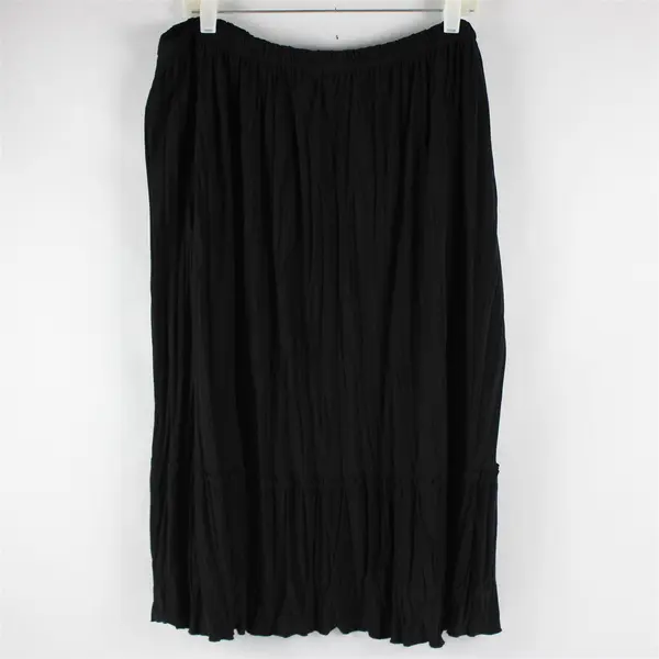 C.J. Banks Women's 1X Black Crinkle Pull-On Stretch Waist Tiered Skirt