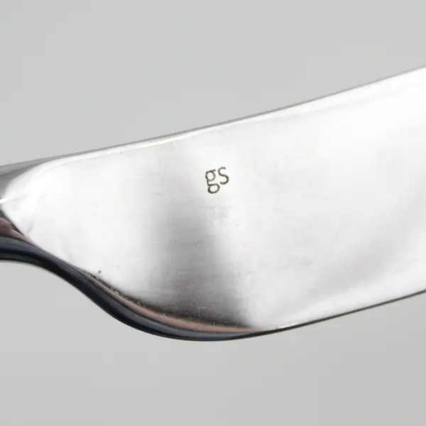 Lot of 2 Gourmet Settings Unknown Rare HTF Pattern SS Butter Knives 7.25" Good