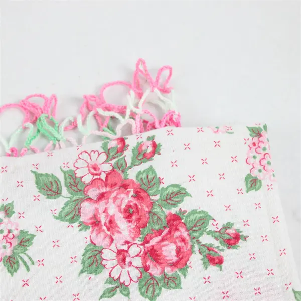 Vintage Floral Rectangular Table Cloth Cover w/Hand Crochet Trim 46"Lx37"W