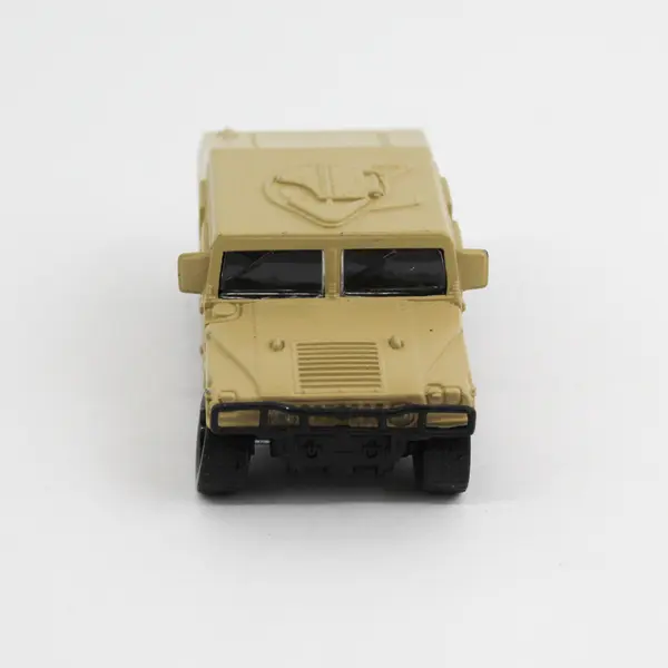 Maisto 1/40 Humvee Military Truck Diecast Tan Hummer Toy - Opening Doors No Box