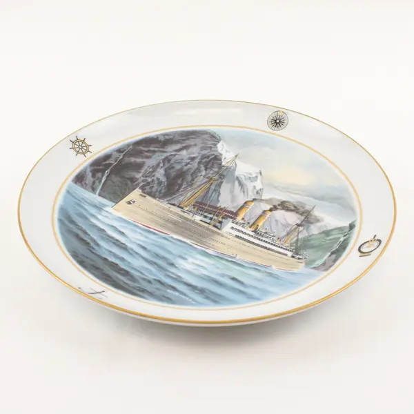 Bing & Grondahl Atlantic Liners SS Stavangerfjord Decorative Plate 10.5"