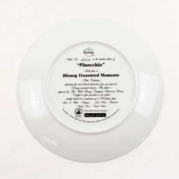 Knowles "Pinocchio" Disney Treasured Moments Decorative Plate 8.5" Dia W/ COA