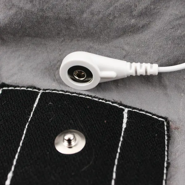 NIULAFR Grounding Pillowcase Queen Size - 95% Cotton 5% Silver - Cord Included