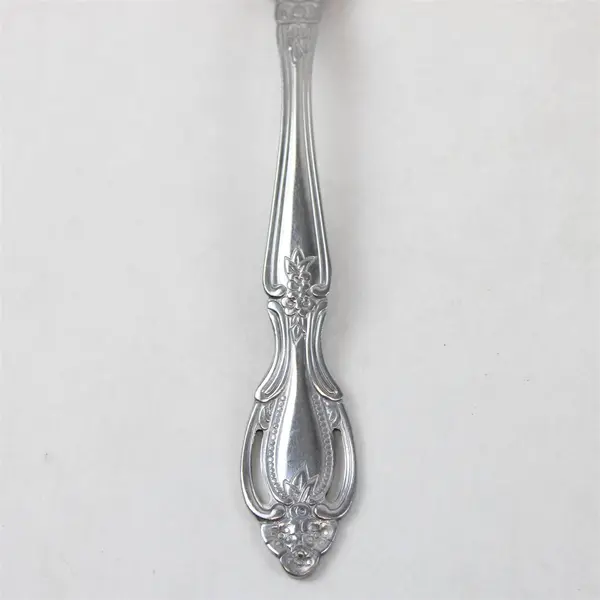 Lot of 3  Cambridge Renaissance Stainless 2 Butter Knives & A Teaspoon