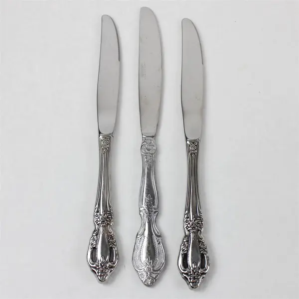 Set of 3 Cambridge Renaissance Stainless Modern Solid Knives