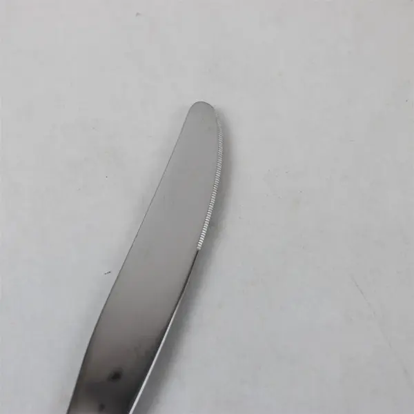 Set of 3 Cambridge Renaissance Stainless Modern Solid Knives