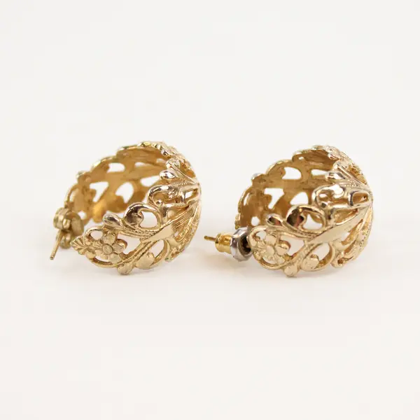 Vintage Gold-Tone Floral Design Huggie Earrings