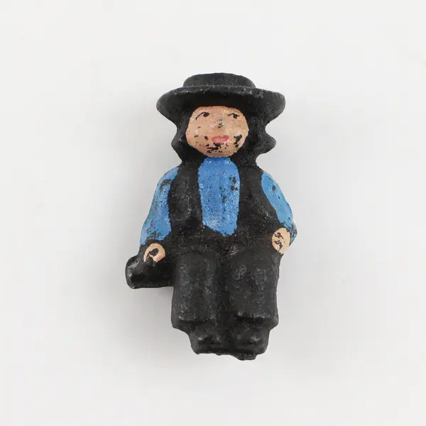 4 Piece Set Vintage Cast Iron Amish School Children at Desks Figurines