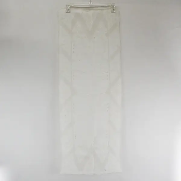 Vintage White Linen Table Runner 38x15.5" Cutwork Embroidery