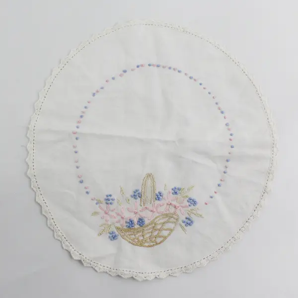 Lot of 5 Embroidered Doilies 9x6in Assorted