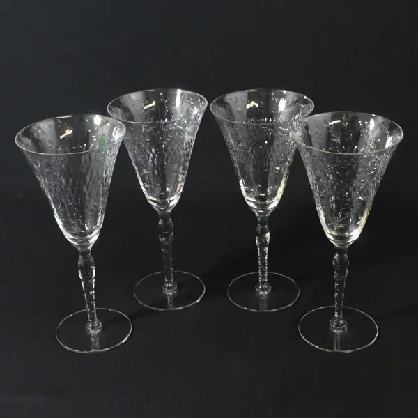 Set of 4 Crystal Paneled Water Goblets Diamond Band & Long Stemmed Flowers 8.5"
