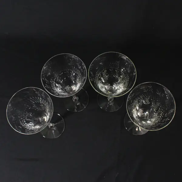 Set of 4 Crystal Paneled Water Goblets Diamond Band & Long Stemmed Flowers 8.5"