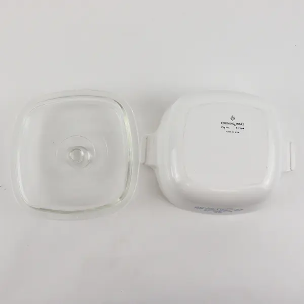 Corning Ware Cornflower Blue Pattern 1.5 Quart Square Casserole Pan With Lid