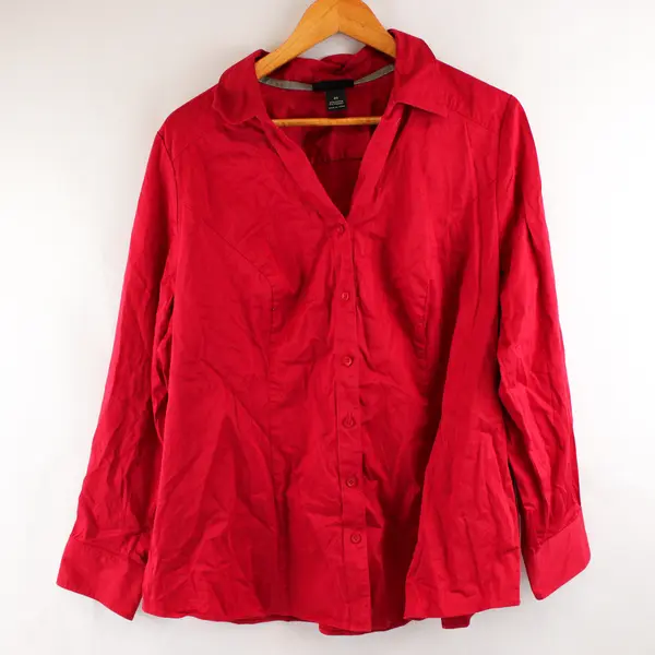 Lane Bryant Solid Red Long-Sleeved Button-Up Women's Size 20