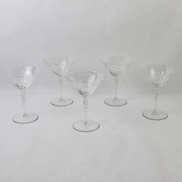 5 Crystal Paneled Wine Glasses Diamond Band and Long Stemmed Flowers  5.75"