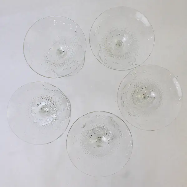 5 Crystal Paneled Wine Glasses Diamond Band and Long Stemmed Flowers  5.75"