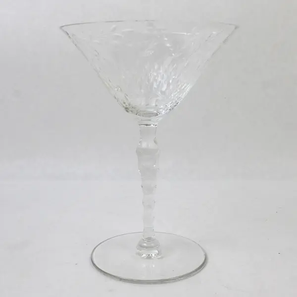5 Crystal Paneled Wine Glasses Diamond Band and Long Stemmed Flowers  5.75"