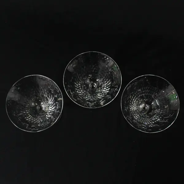 3 Crystal Paneled champagne Glasses Diamond Band and Long Stemmed Flowers  5"