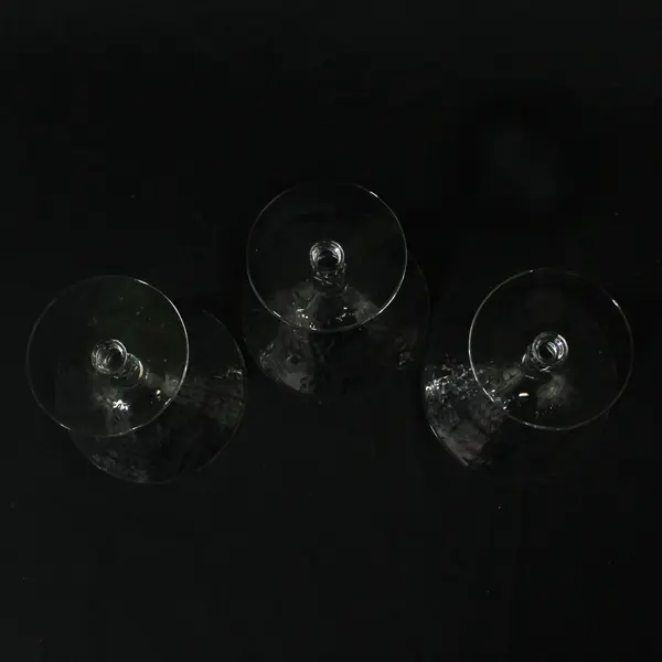 3 Crystal Paneled champagne Glasses Diamond Band and Long Stemmed Flowers  5"