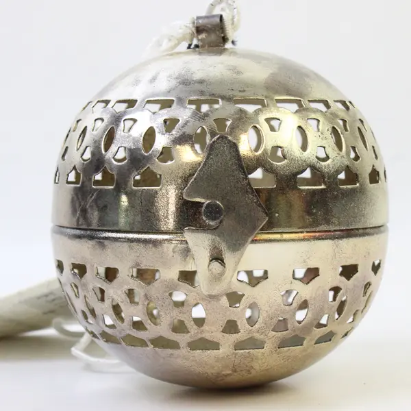 Two's Company Silver Plated 'Circle of Friends' Gift Ball - New