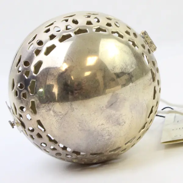 Two's Company Silver Plated 'Circle of Friends' Gift Ball - New