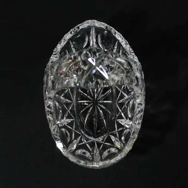 Thumbprint Crisscross Crystal Basket 5" Tall