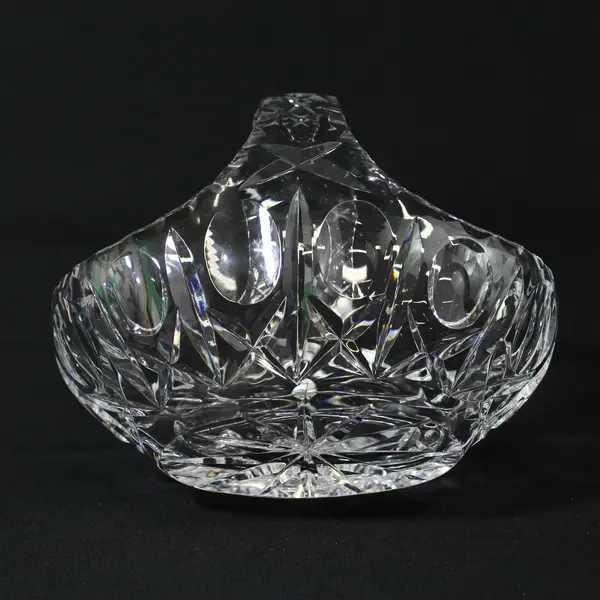 Thumbprint Crisscross Crystal Basket 5" Tall