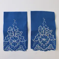 Set of 2 Vintage Floral Embroidered Cutwork Blue Fingertip Hand Towels