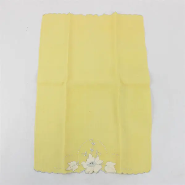 Set of 2 VTG Floral Applique Cutwork Fingertip Towels Yellow & Blue