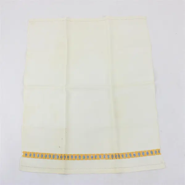 Lot of 4 Vintage Embroidered Fingertip Towels FLAWED